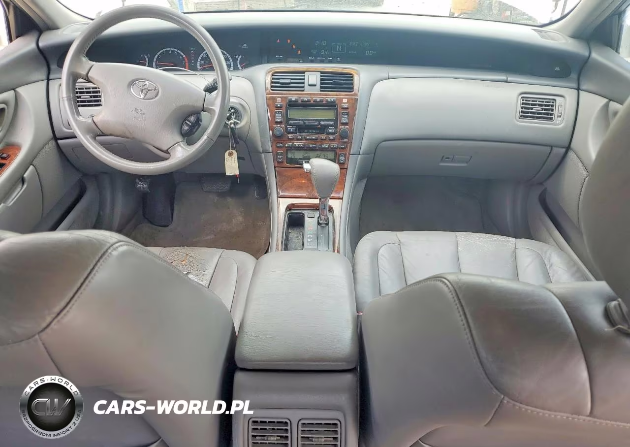 2002 Toyota Avalon Xls VIN:4T1BF28B32U245777 - 8