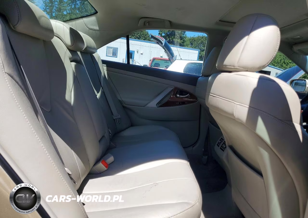 2011 Toyota Camry Hybrid VIN:4T1BB3EK4BU136508 - 10