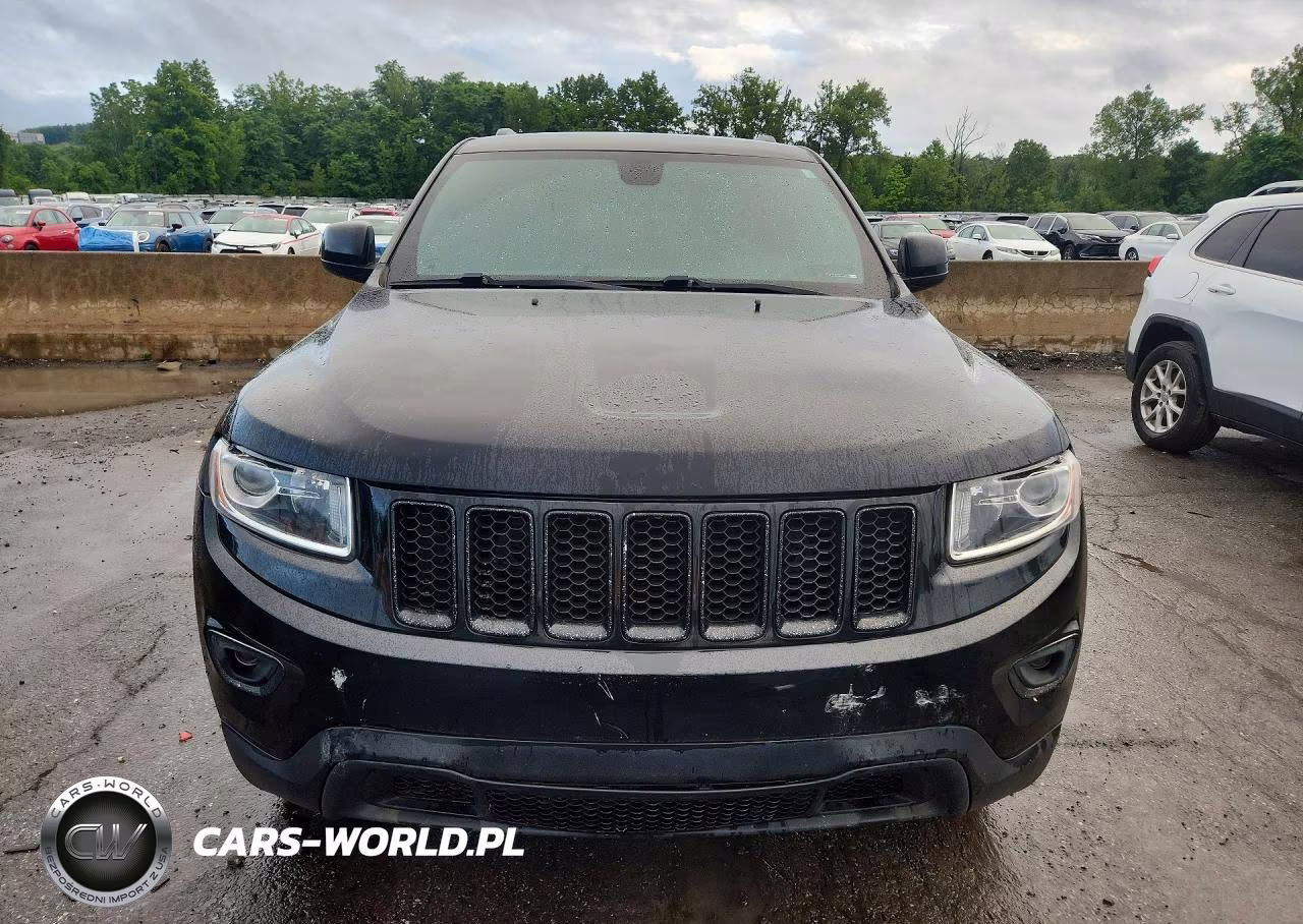 2014 Jeep Grand Cherokee Laredo VIN:1C4RJFAG4EC242850 - 5