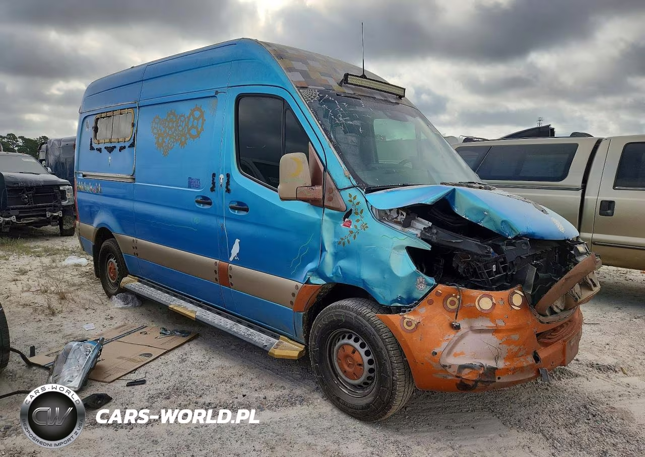 2020 Mercedes-Benz Sprinter 2500 Delivery Van VIN:W1W4EBHY0LT029448 - 4