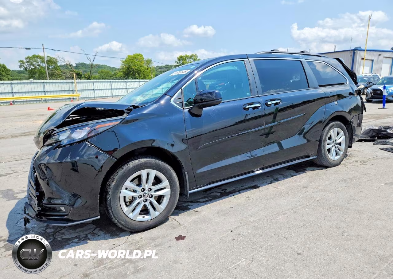 2023 Toyota Sienna Woodland Edition – zdjęcie 1 z 14