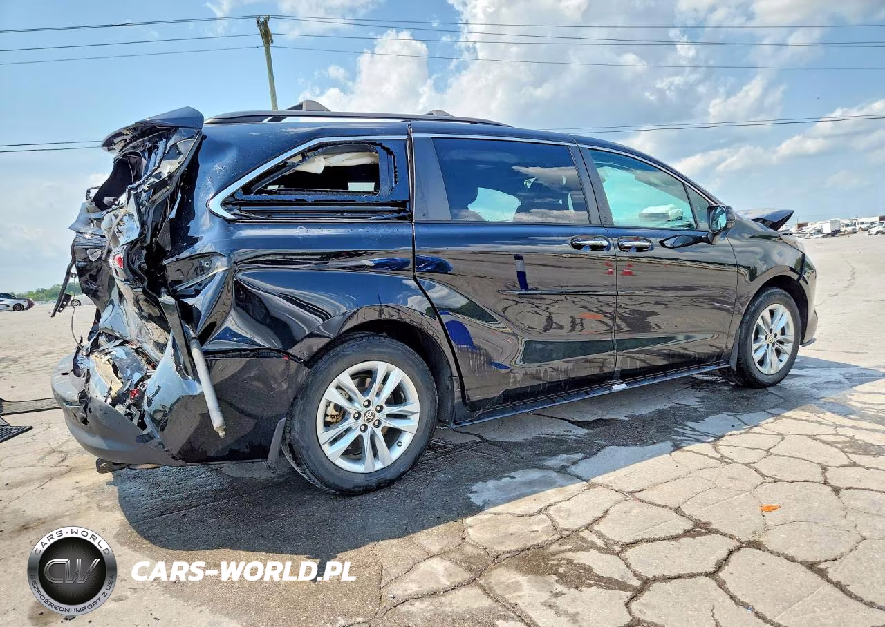 2023 Toyota Sienna Woodland Edition VIN:5TDCSKFC7PS088668 - 3