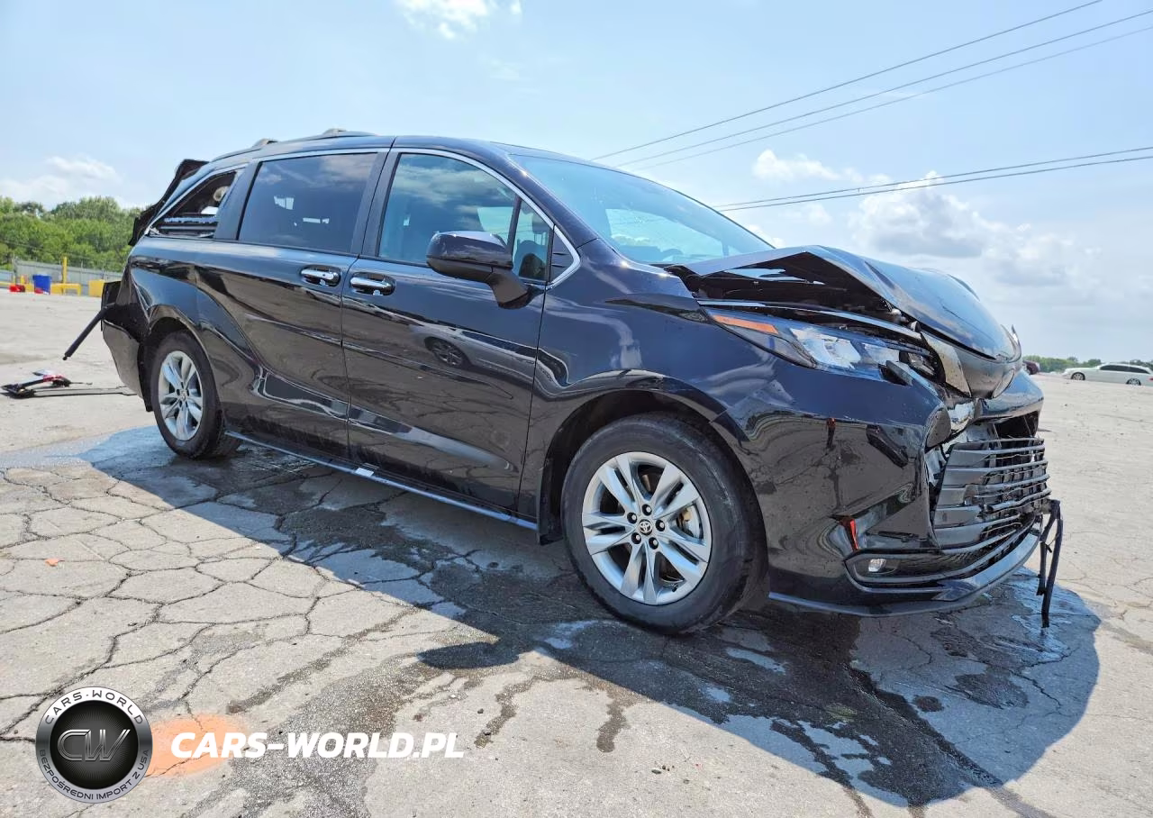 2023 Toyota Sienna Woodland Edition VIN:5TDCSKFC7PS088668 - 4