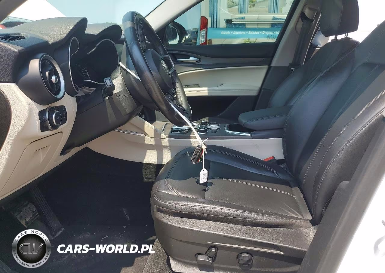 2021 Alfa Romeo Stelvio Ti VIN:ZASPAKBN5M7D01125 - 7