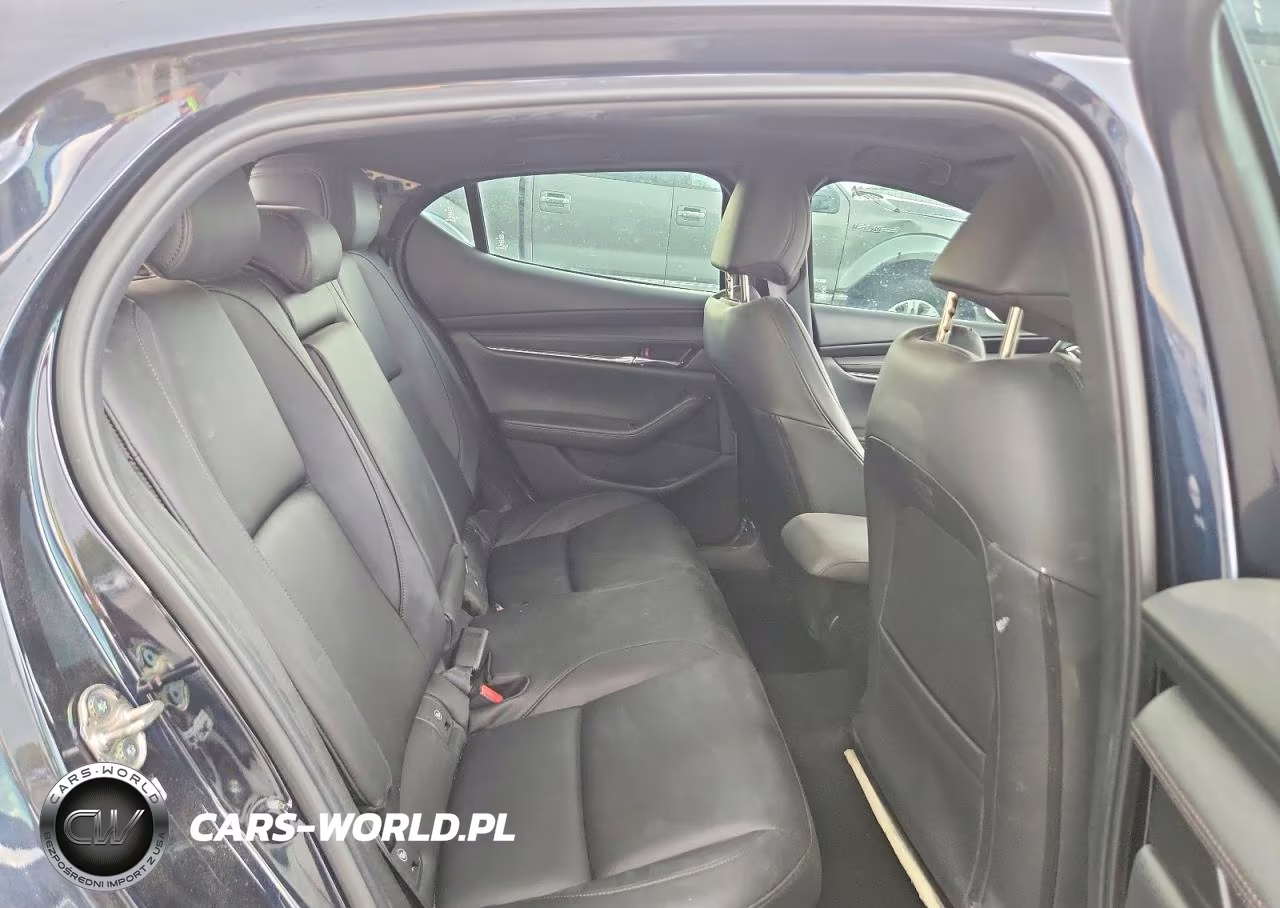 2021 Mazda 3 Preferred VIN:JM1BPALLXM1404360 - 10