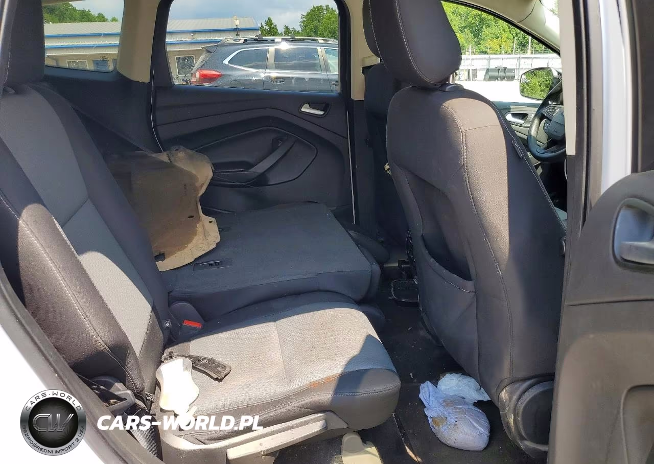 2018 Ford Escape Se VIN:1FMCU9GD5JUD17406 - 10