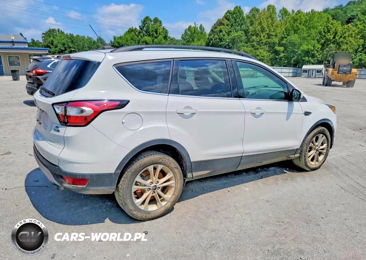 2018 Ford Escape Se VIN:1FMCU9GD5JUD17406 - 3