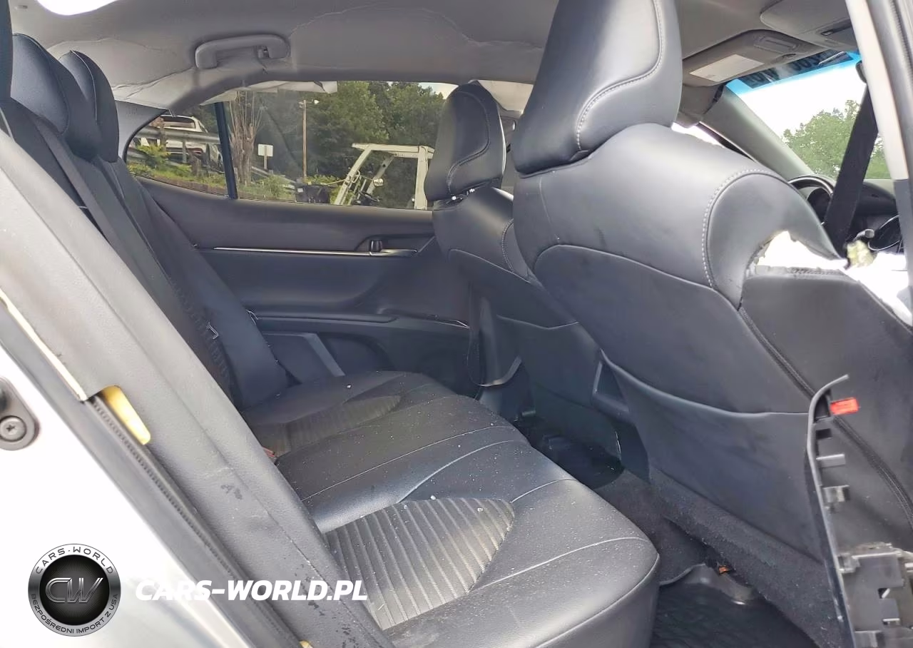 2018 Toyota Camry Se VIN:JTNB11HK0J3050846 - 10