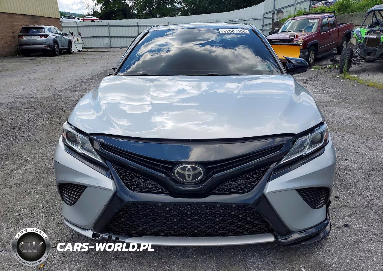 2018 Toyota Camry Se VIN:JTNB11HK0J3050846 - 5