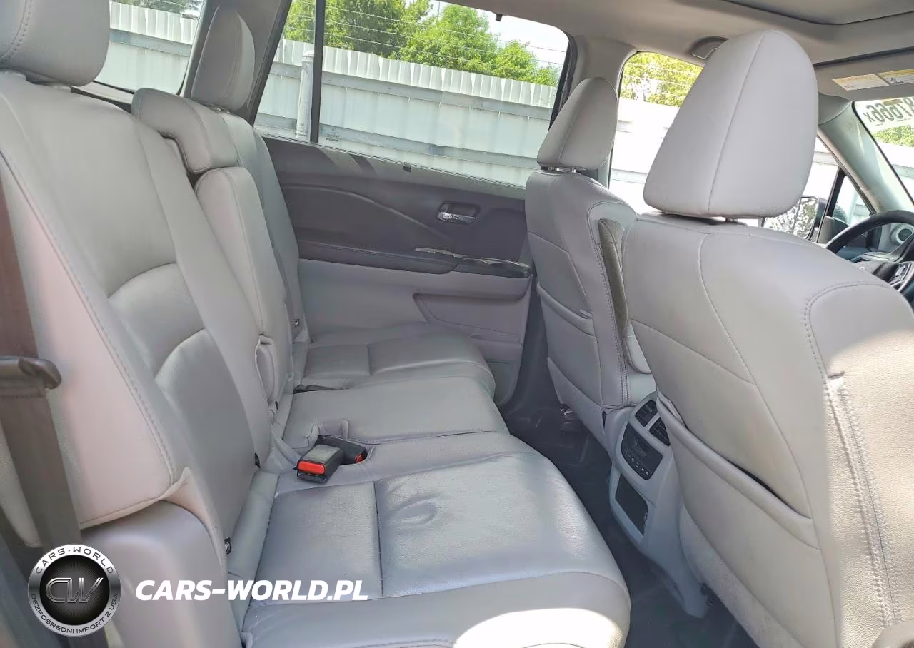 2021 Honda Pilot Se VIN:5FNYF5H28MB042525 - 10