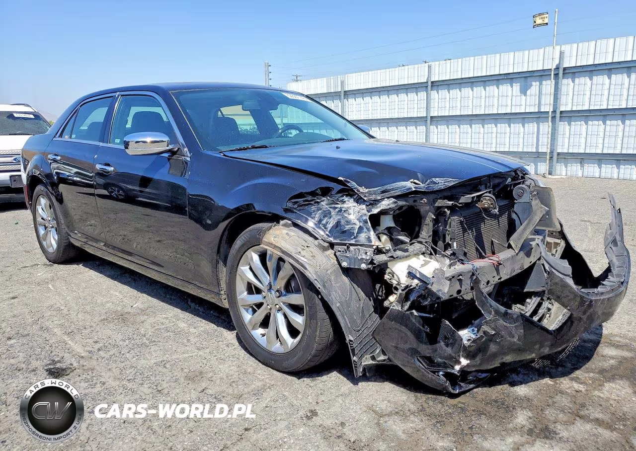 2020 Chrysler 300 Limited VIN:2C3CCAKG6LH154866 - 4