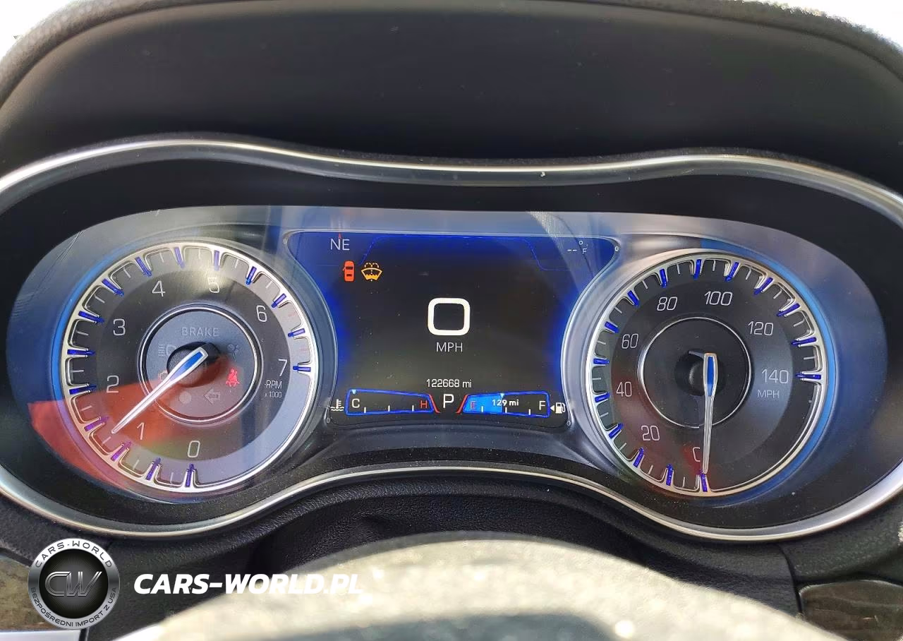 2020 Chrysler 300 Limited VIN:2C3CCAKG6LH154866 - 9