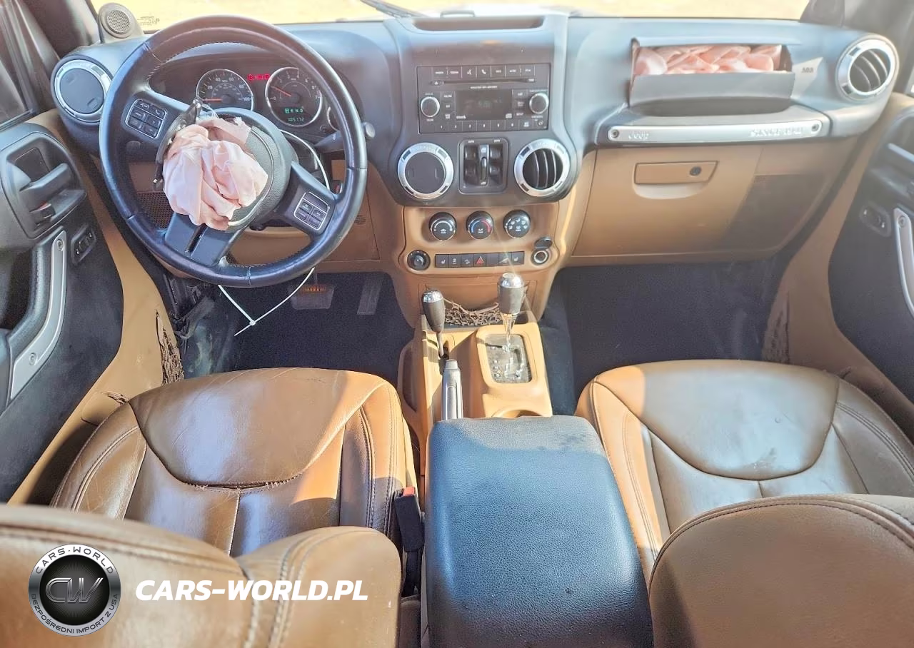 2014 Jeep Wrangler Unlimited Sahara VIN:1C4HJWEG1EL279246 - 8