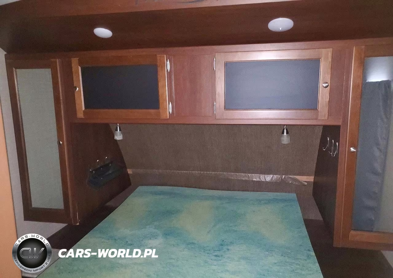 2016 Keystone Bullet Ultr Recreational Vehicle (Rv) VIN:4YDT34B27GD421997 - 5