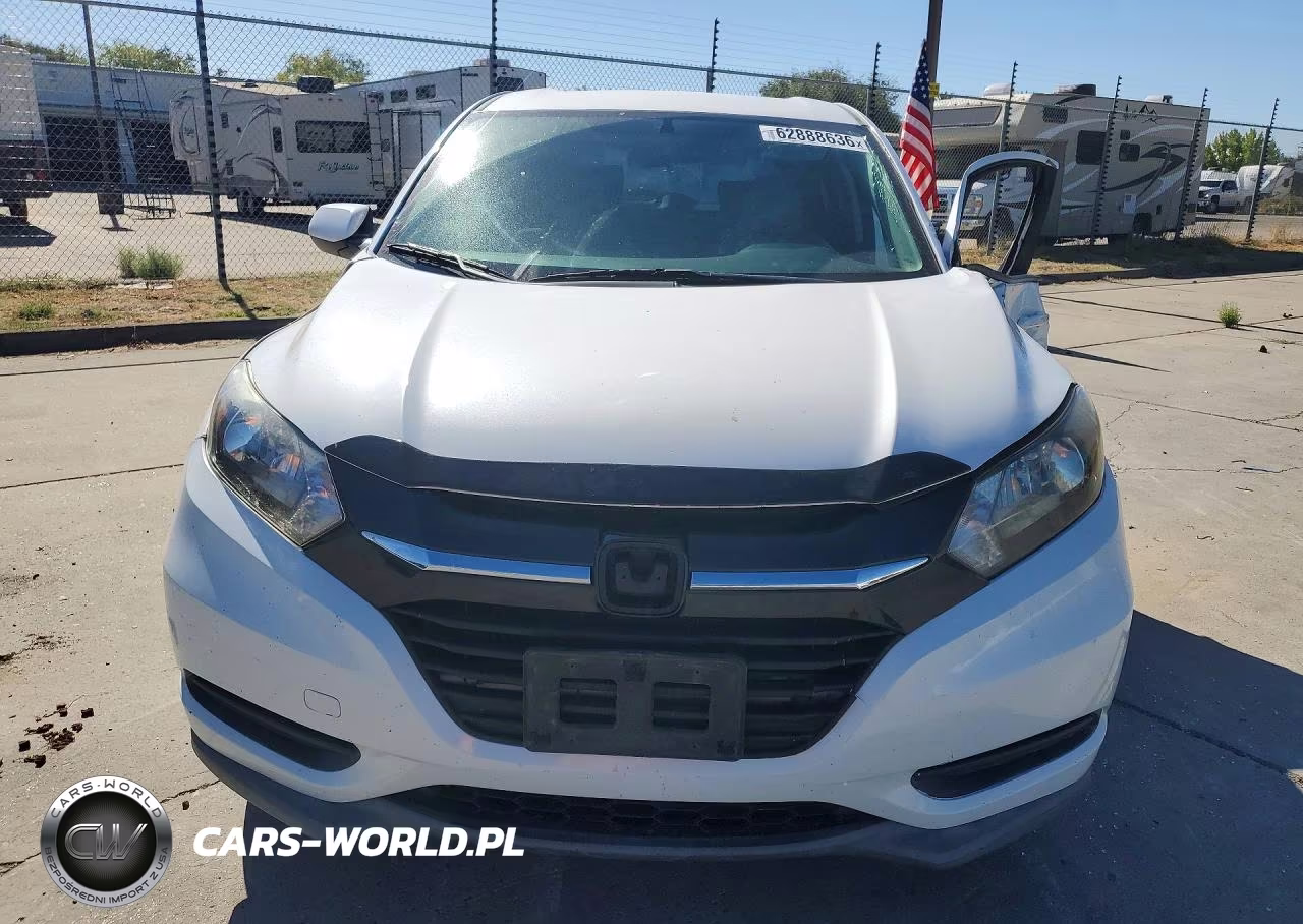 2018 Honda Hr-V Lx VIN:3CZRU6H33JM714226 - 5