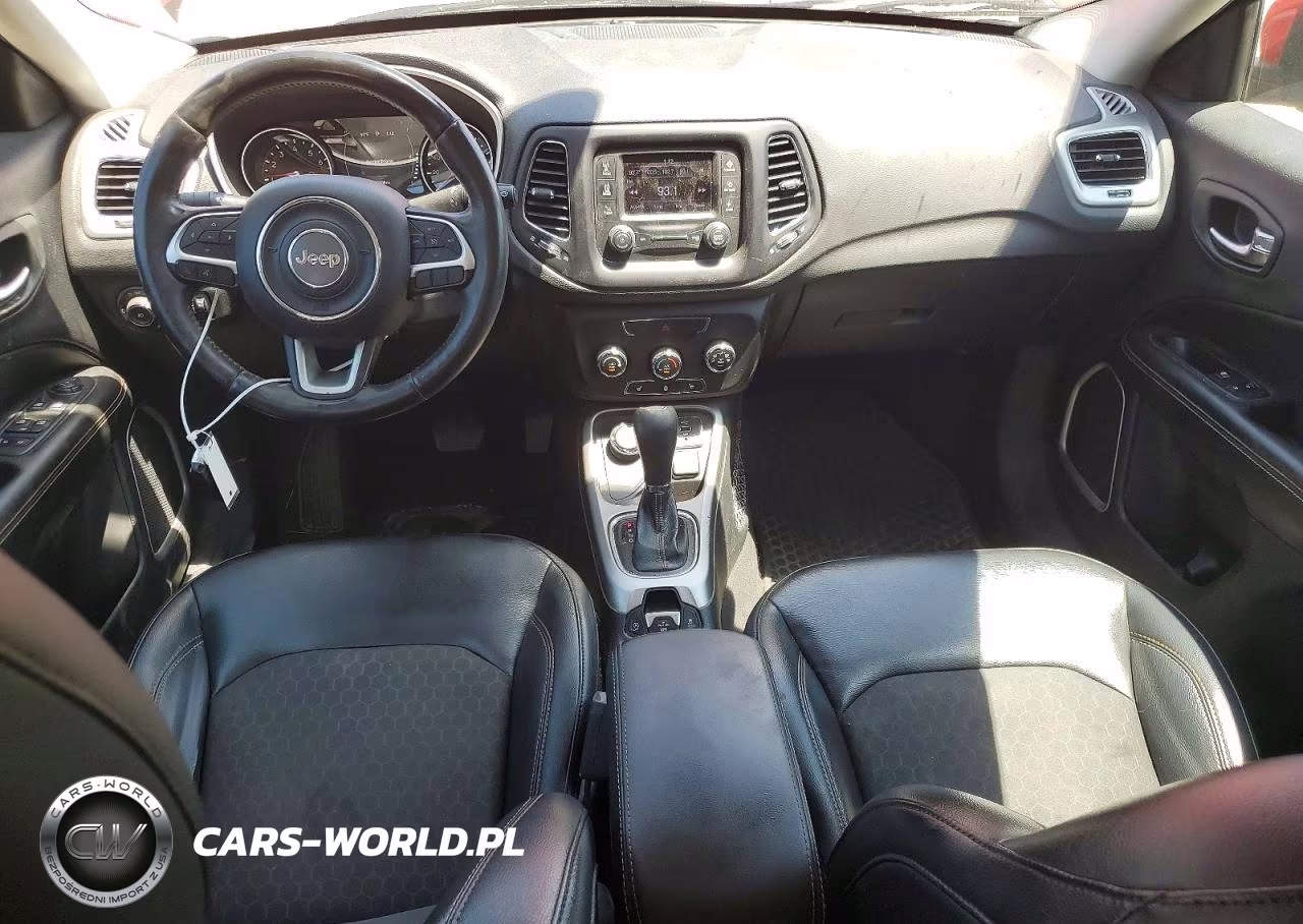 2018 Jeep Compass Latitude VIN:3C4NJDBB2JT232032 - 8