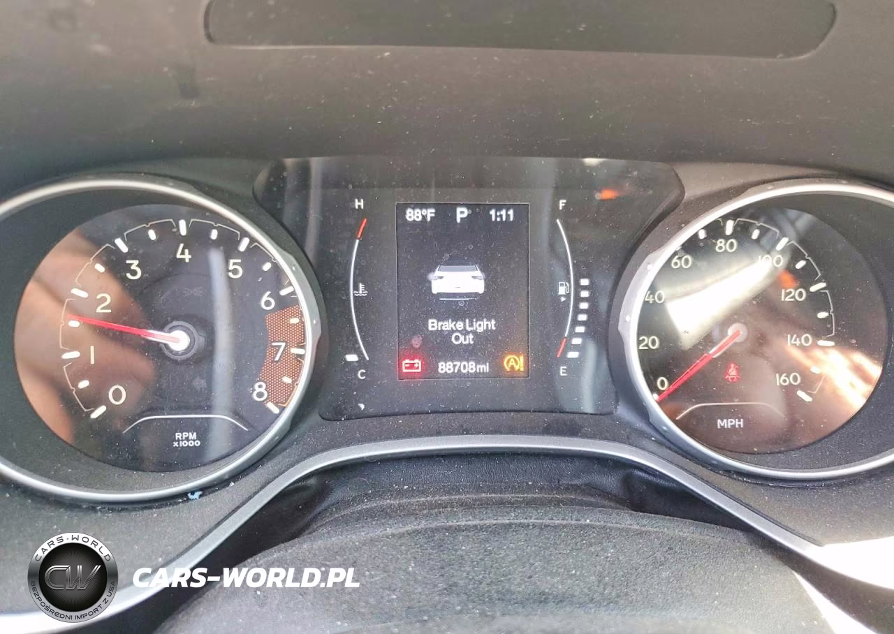 2018 Jeep Compass Latitude VIN:3C4NJDBB2JT232032 - 9
