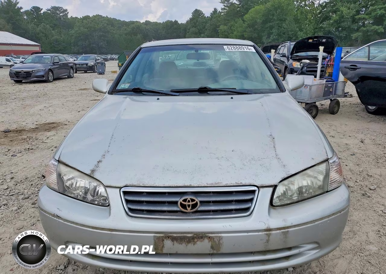 2000 Toyota Camry Le VIN:4T1BG22K9YU703045 - 5