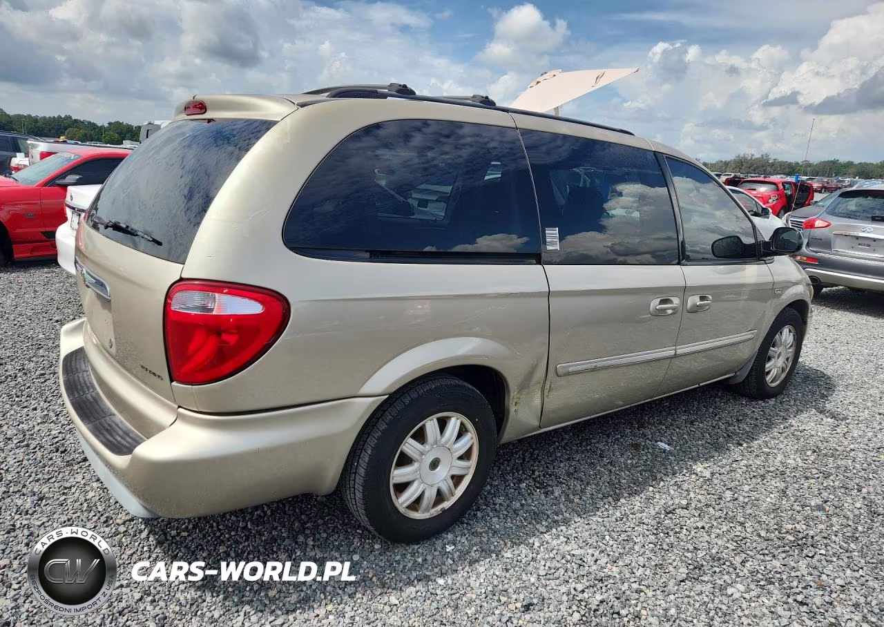 2006 Chrysler Town & Country Touring VIN:2A4GP54L06R721813 - 3