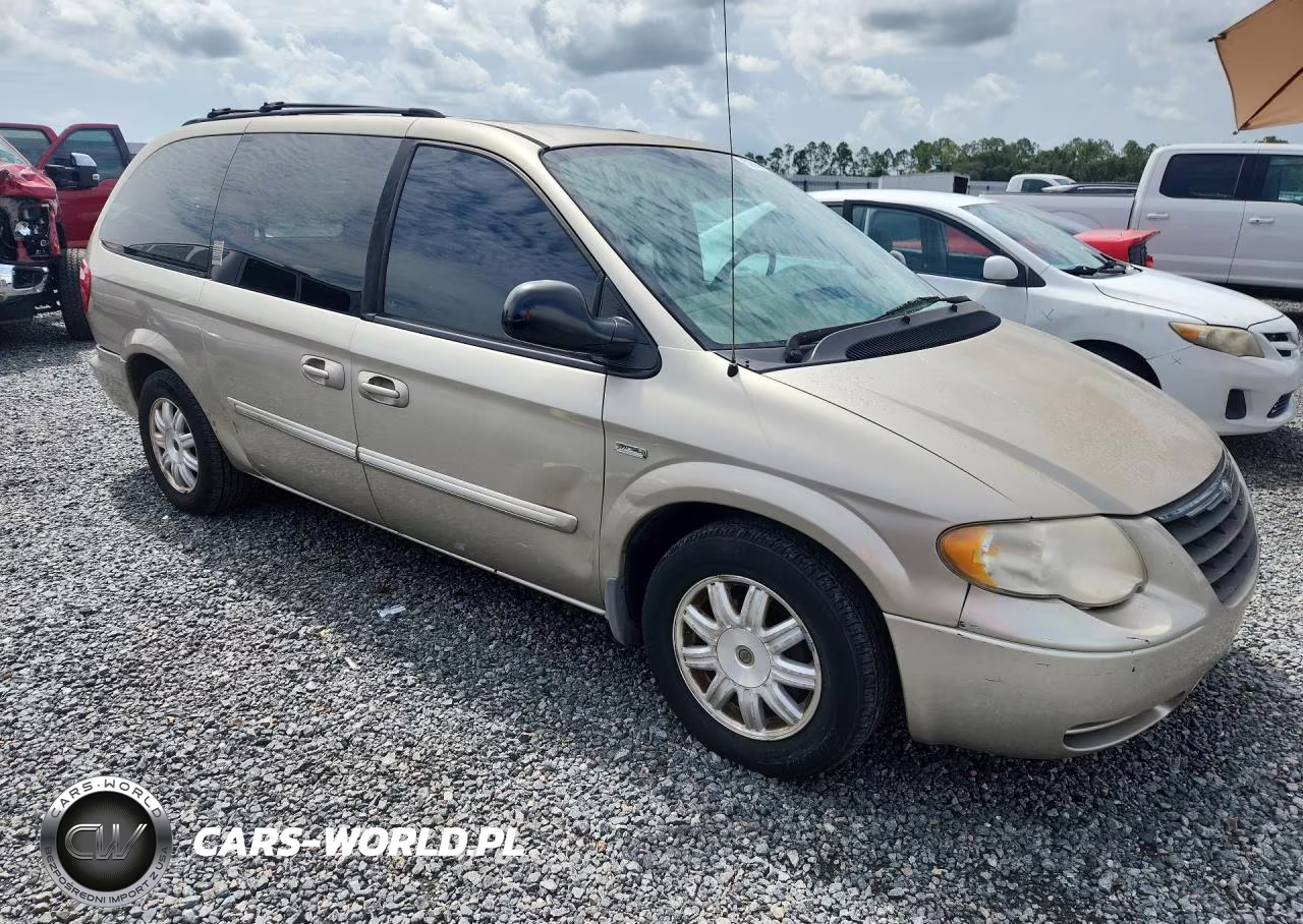 2006 Chrysler Town & Country Touring VIN:2A4GP54L06R721813 - 4