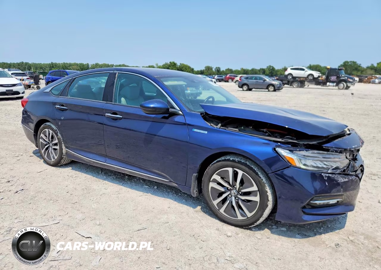 2020 Honda Accord Touring Hybrid VIN:1HGCV3F99LA008748 - 4