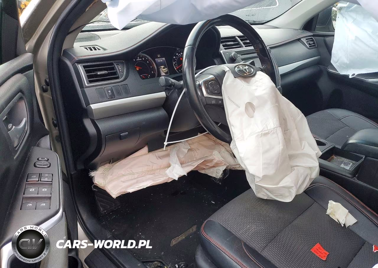 2016 Toyota Camry Se VIN:4T1BF1FK3GU170745 - 8