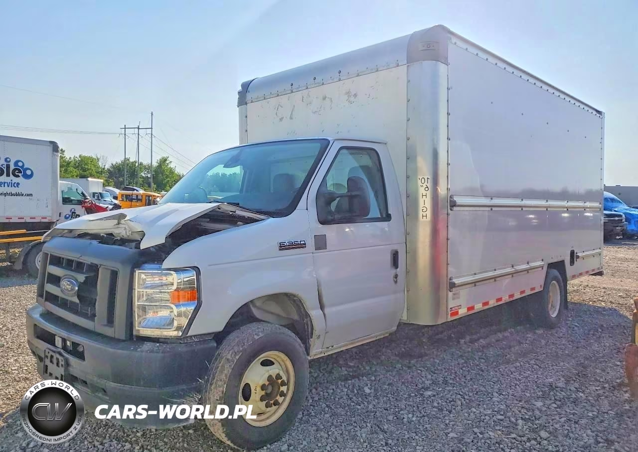 2022 Ford E350 Box Truck