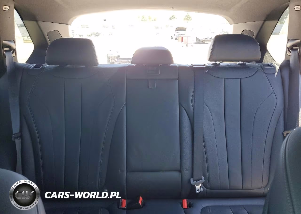 2018 BMW X5 xDrive35I VIN:5UXKR0C5XJ0X91482 - 10