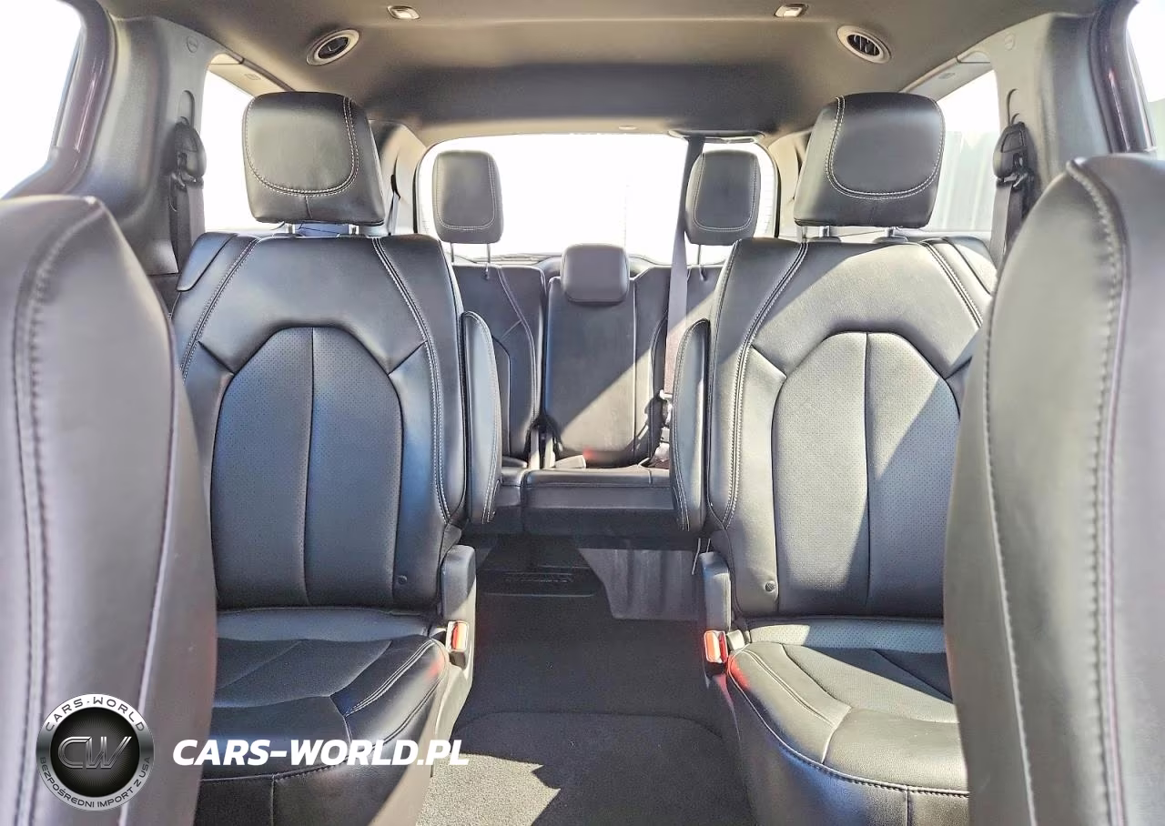 2025 Chrysler Pacifica Select VIN:2C4RC1BGXSR614318 - 10