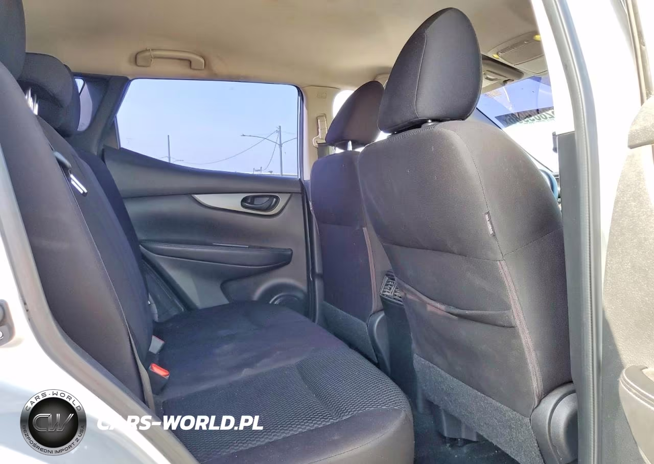 2018 Nissan Rogue Sport S VIN:JN1BJ1CP5JW104702 - 11