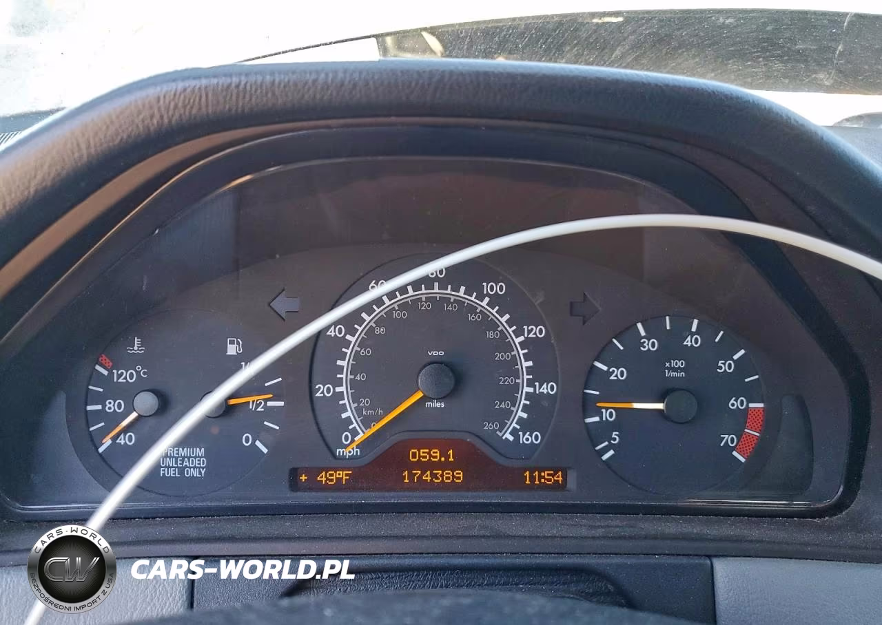 1998 Mercedes-Benz E 320 VIN:WDBJF65F3WA661235 - 9
