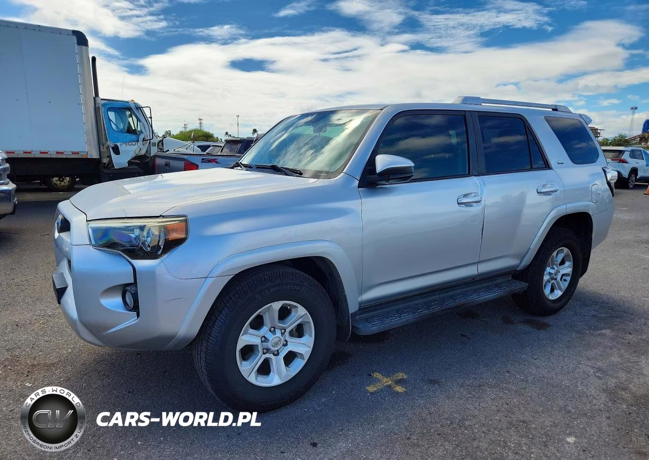 2016 Toyota 4Runner Sr5 – zdjęcie 1 z 13