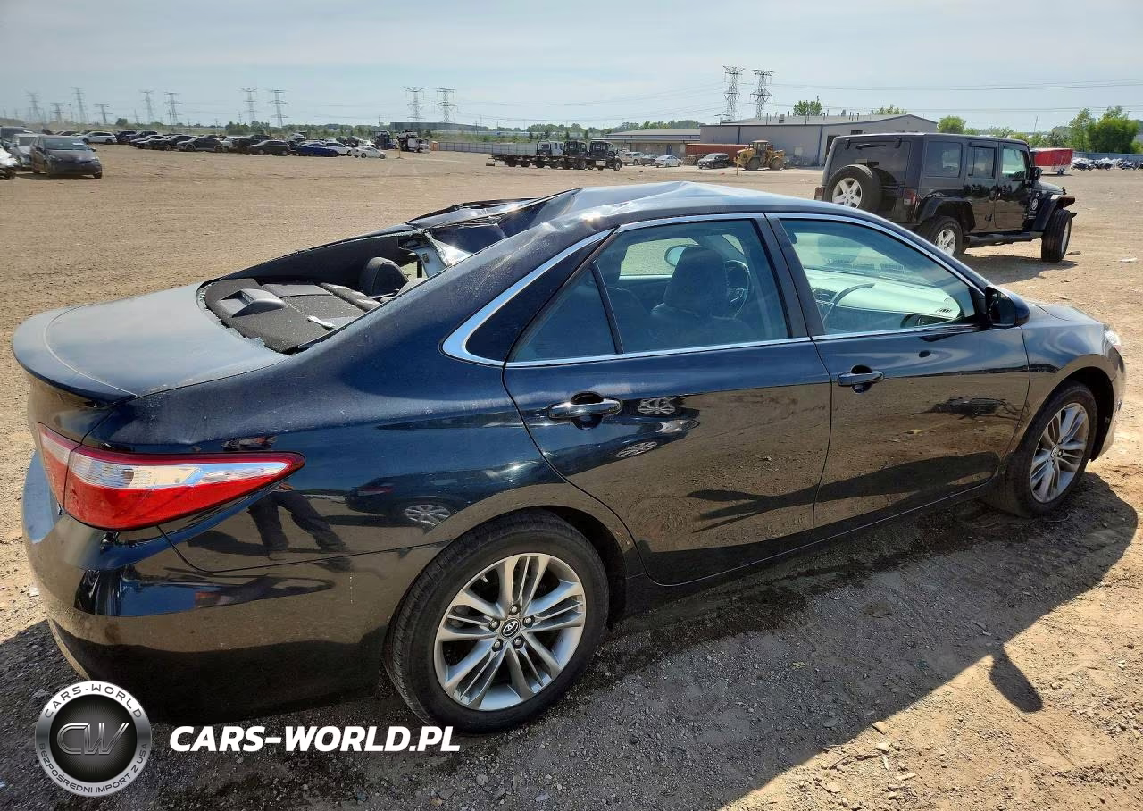 2017 Toyota Camry Se VIN:4T1BF1FK3HU701539 - 3