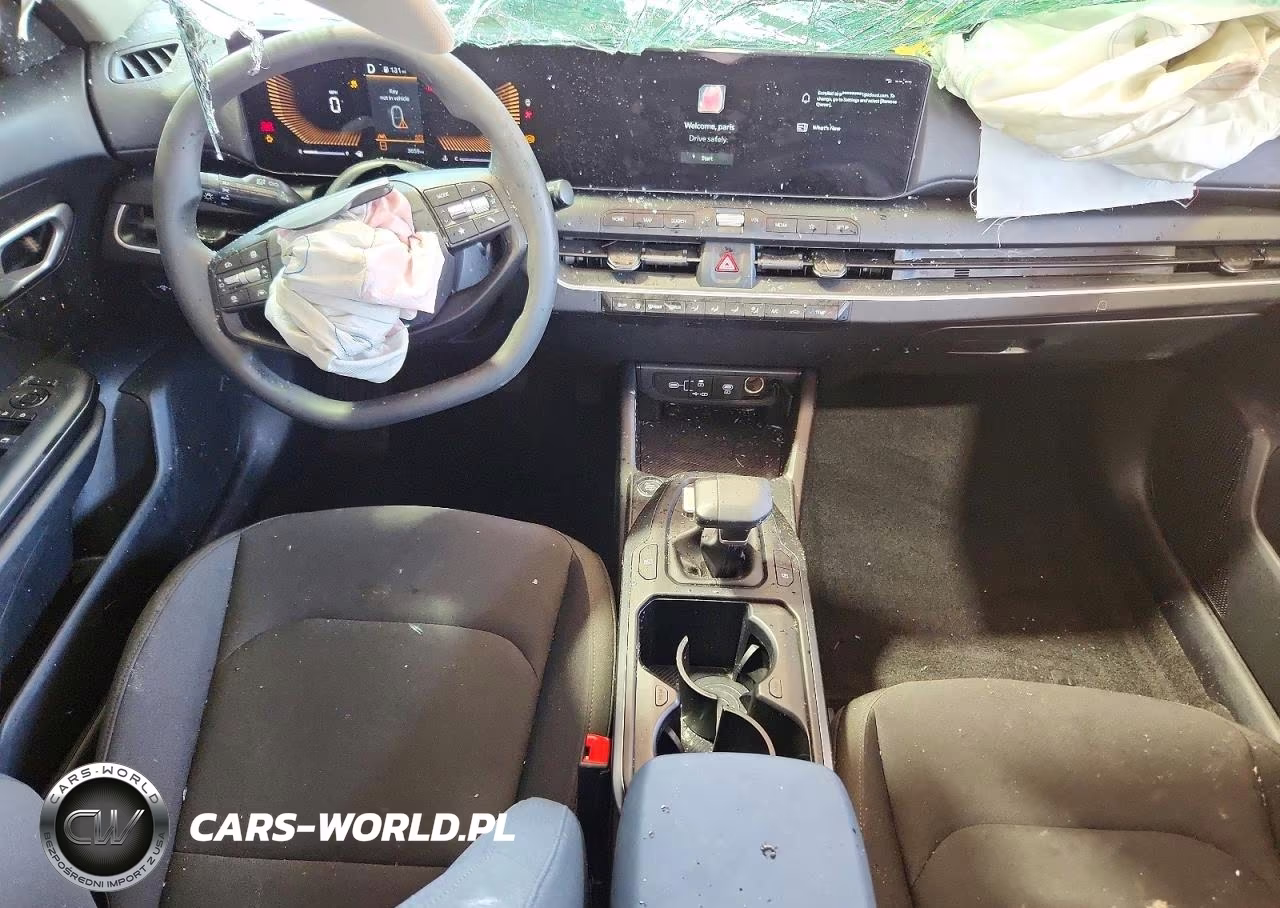2026 Kia K4 Lx VIN:3KPFT4DE5TE326872 - 8