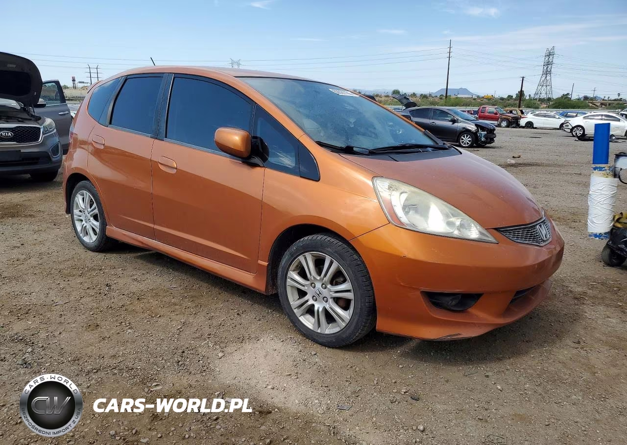 2010 Honda Fit Sport VIN:JHMGE8G47AC022759 - 4