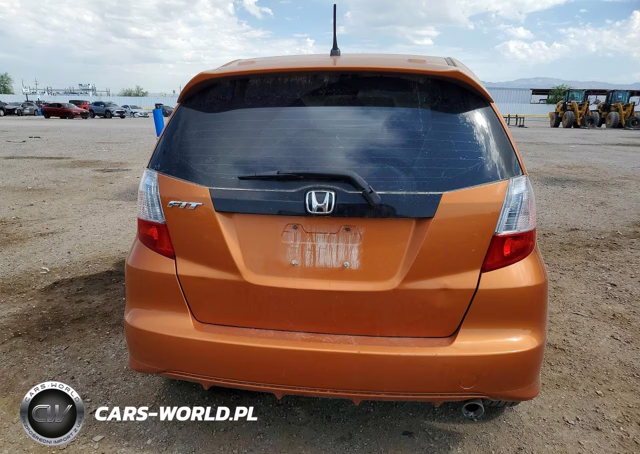 2010 Honda Fit Sport VIN:JHMGE8G47AC022759 - 6