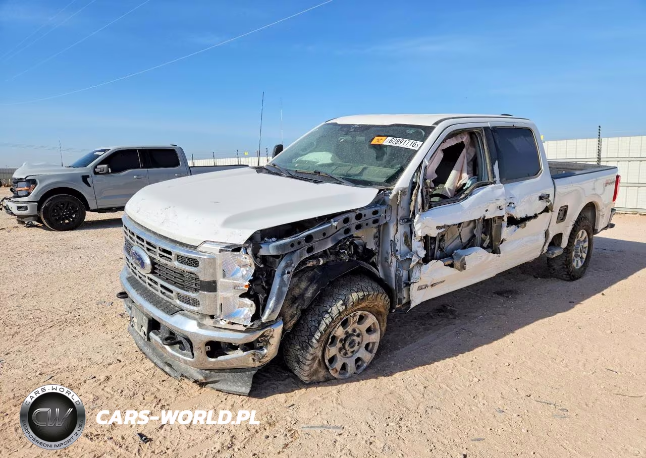 2024 Ford F250 Super Duty – zdjęcie 1 z 12