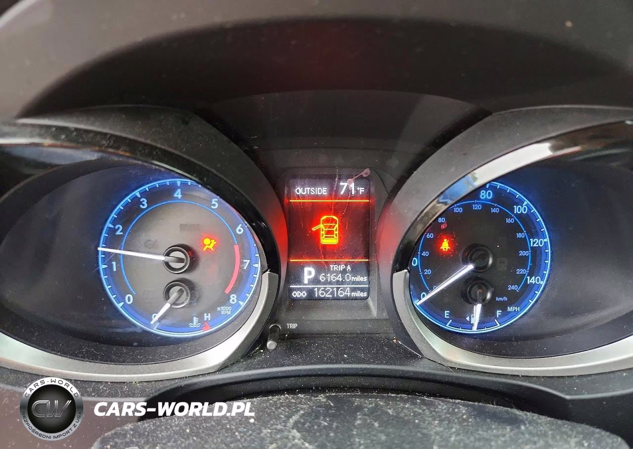 2014 Toyota Corolla S Plus VIN:5YFBURHE5EP021408 - 9