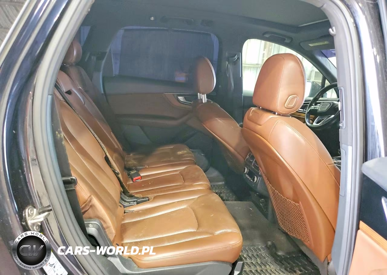 2017 Audi Q7 Premium Plus VIN:WA1LAAF75HD012275 - 11