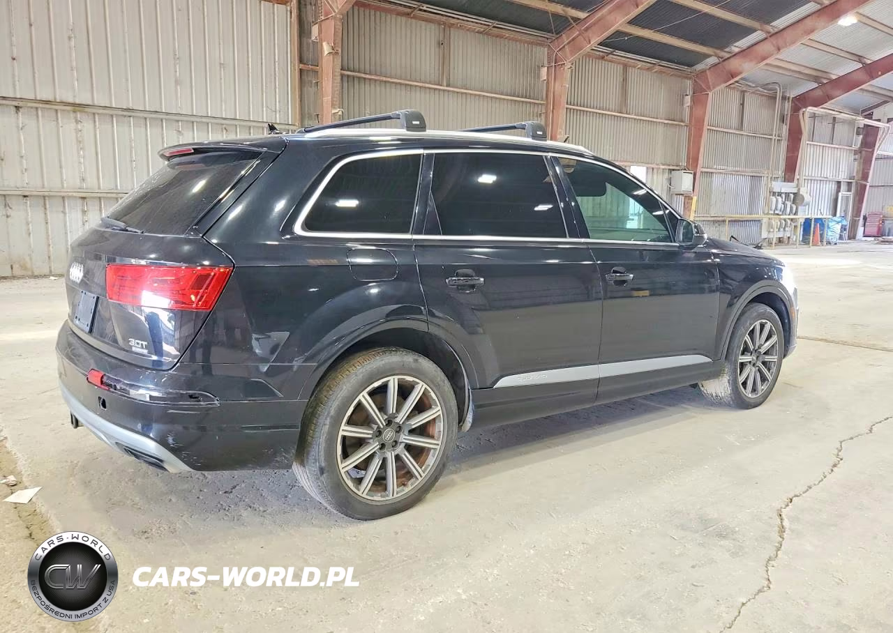 2017 Audi Q7 Premium Plus VIN:WA1LAAF75HD012275 - 3