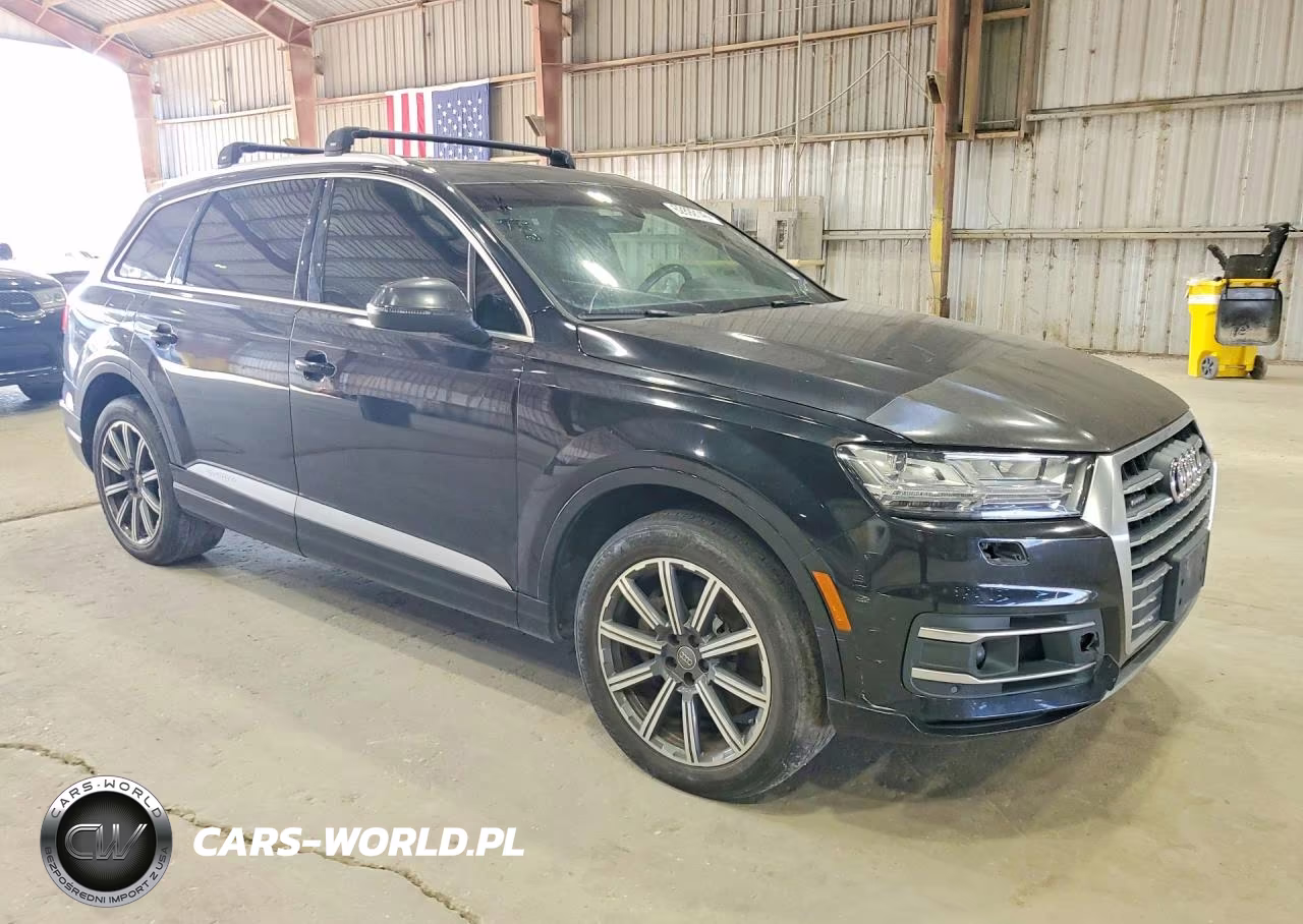 2017 Audi Q7 Premium Plus VIN:WA1LAAF75HD012275 - 4