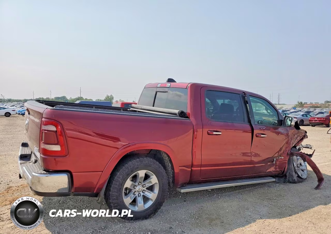 2021 Ram 1500 Laramie VIN:1C6SRFJT2MN802916 - 3