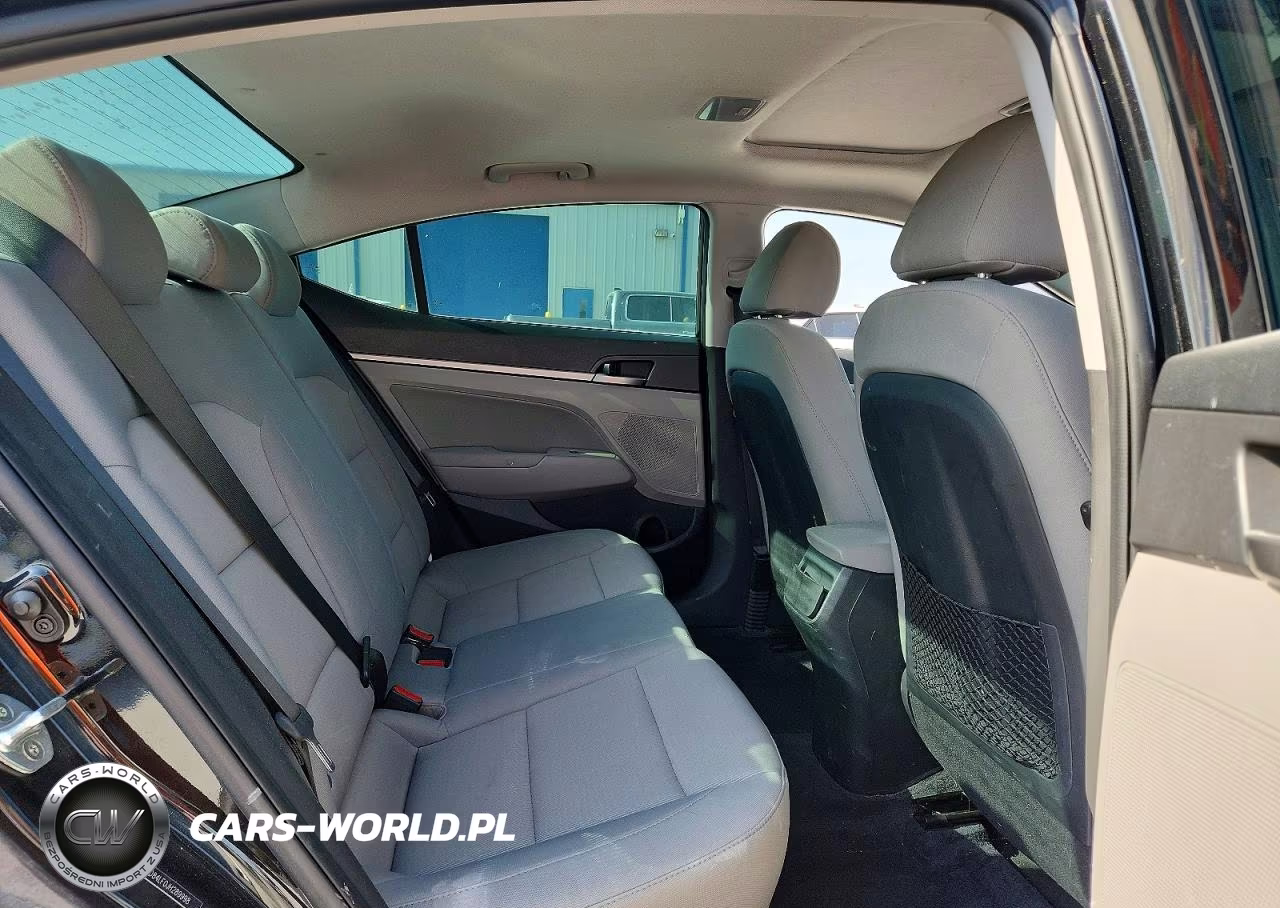 2018 Hyundai Elantra Value Edition VIN:5NPD84LF0JH289998 - 10