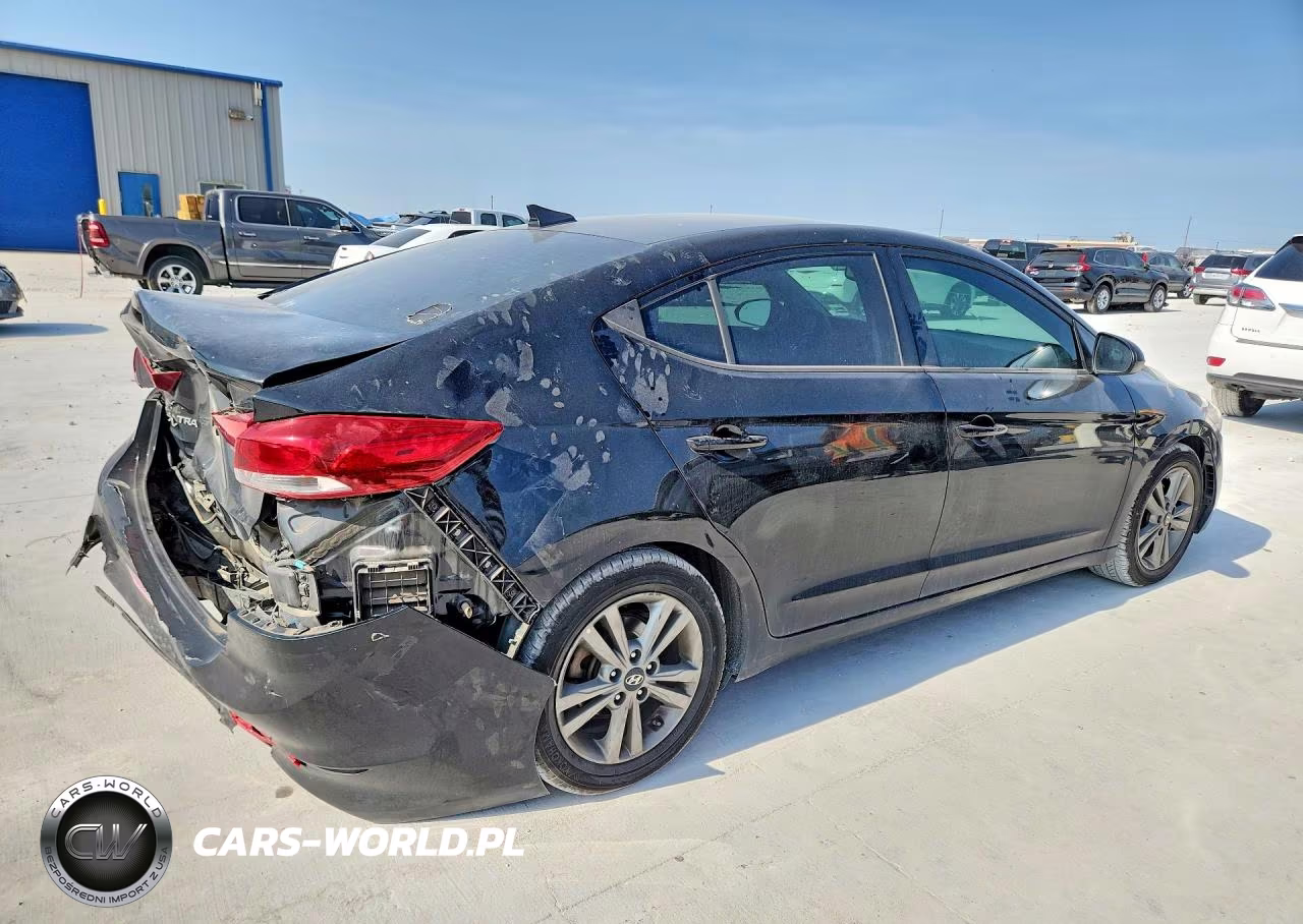 2018 Hyundai Elantra Value Edition VIN:5NPD84LF0JH289998 - 3