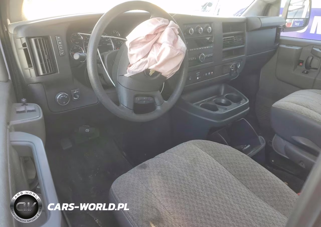 2023 Chevrolet Express 2500 Utility - Service Van VIN:1GCWGAFP0P1209551 - 8