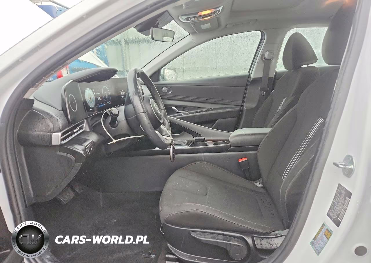 2025 Hyundai Elantra Sel VIN:KMHLS4DG5SU019950 - 7