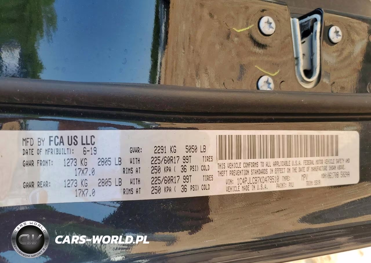 2019 Jeep Cherokee Latitude VIN:1C4PJLCB7KD479510 - 13