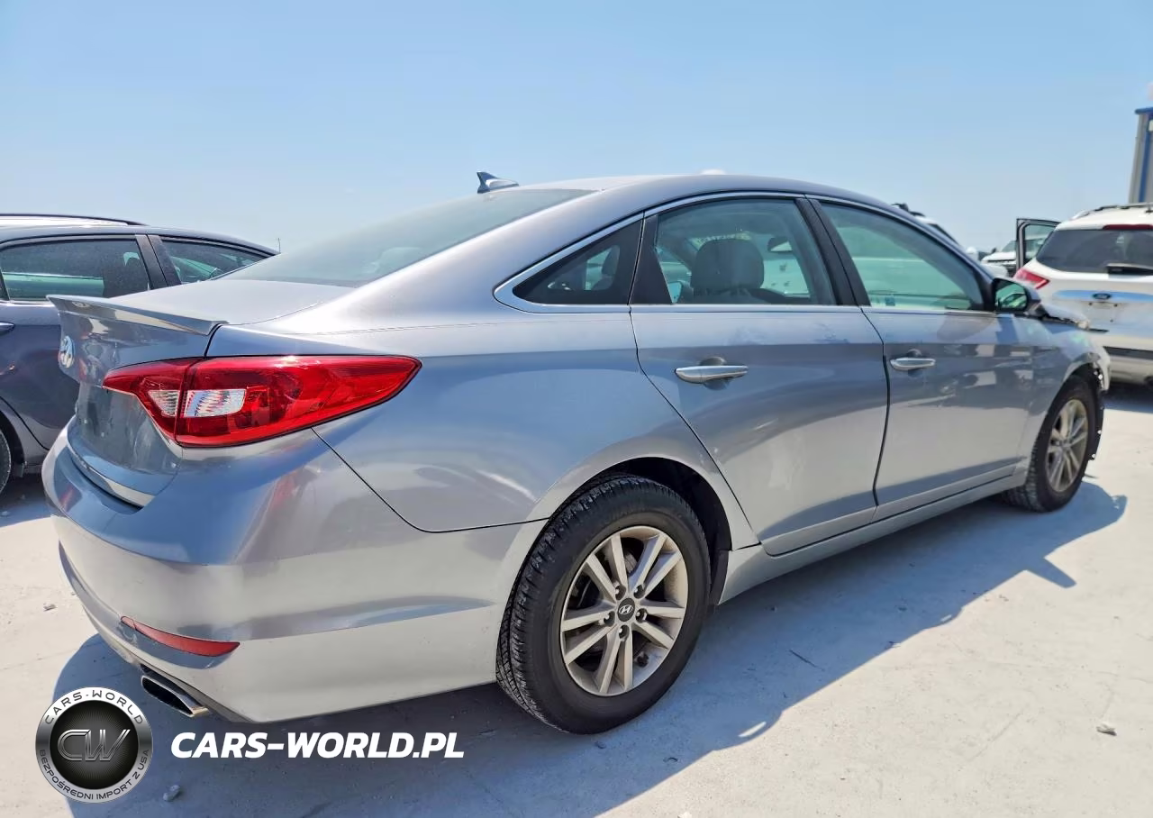 2016 Hyundai Sonata Se VIN:5NPE24AF3GH303975 - 3