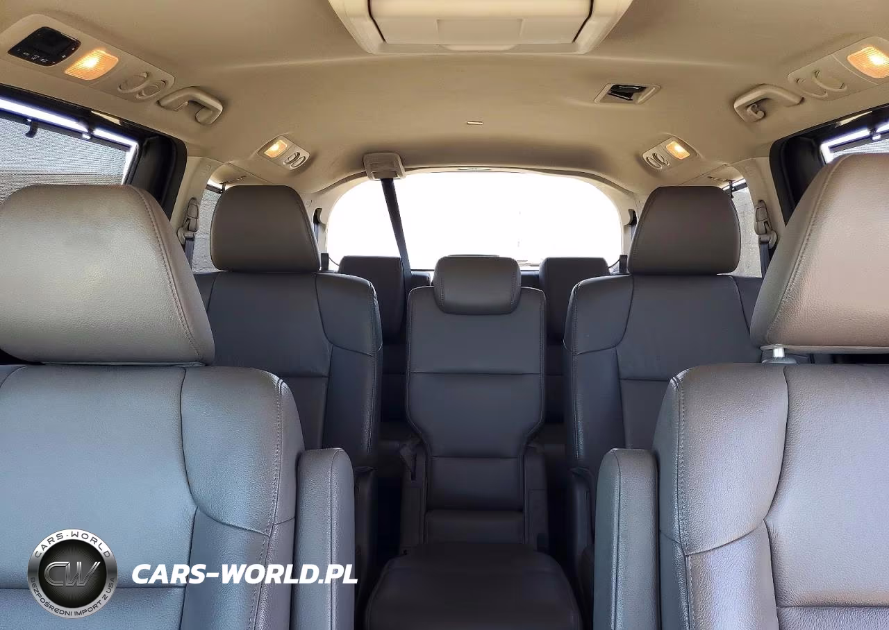 2013 Honda Odyssey Touring VIN:5FNRL5H96DB052447 - 10