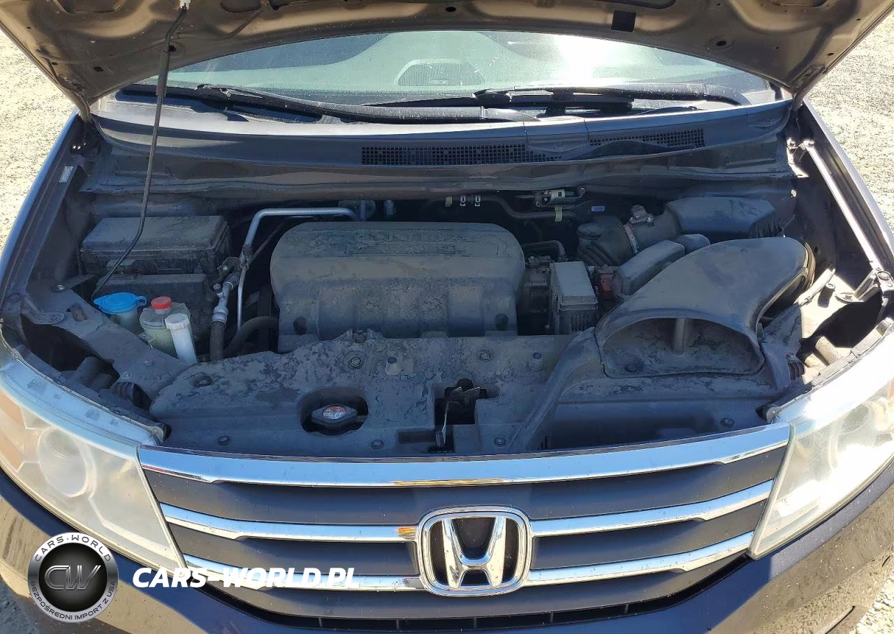 2013 Honda Odyssey Touring VIN:5FNRL5H96DB052447 - 12